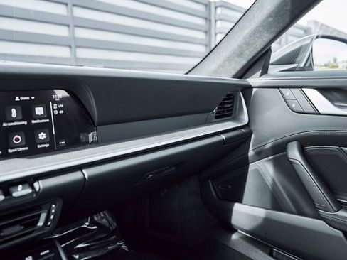 Used 2024 Porsche 911 Turbo image 72