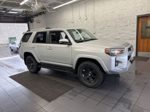 Certified 2024 Toyota 4Runner SR5 Premium AWD/4WD image 1