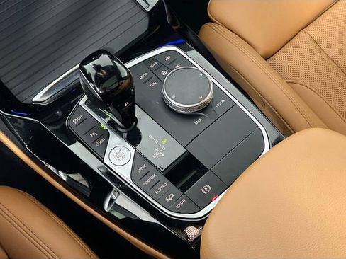 Used 2025 BMW X4 xDrive30i image 19