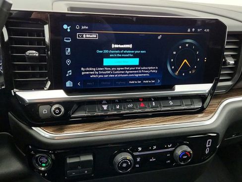 Used 2024 Chevrolet Silverado 2500 LT w/ Z71 Off-Road Package image 16