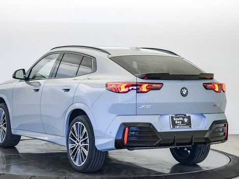 New 2026 BMW X2 xDrive28i w/ Technology Package image 2