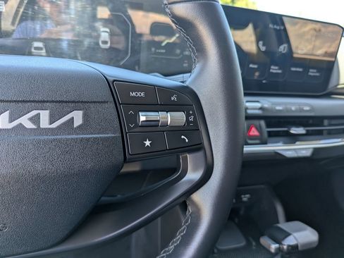 Certified 2025 Kia K4 EX FWD image 31