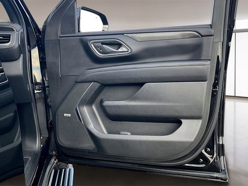 Used 2023 GMC Yukon XL AT4 w/ AT4 Premium Package image 19