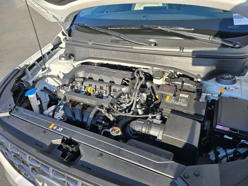 New 2026 Hyundai Venue SEL image 12