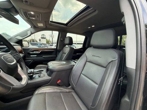 Used 2022 GMC Sierra 1500 Denali AWD/4WD image 10