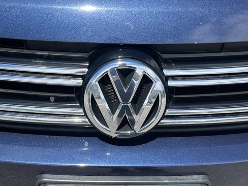 Used 2016 Volkswagen Tiguan SE AWD/4WD image 25