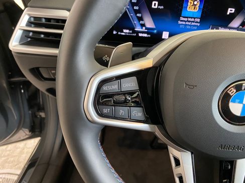 Used 2025 BMW 440i xDrive Coupe w/ Premium Package image 16