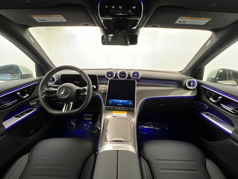 New 2026 Mercedes-Benz GLC 300 4MATIC image 9