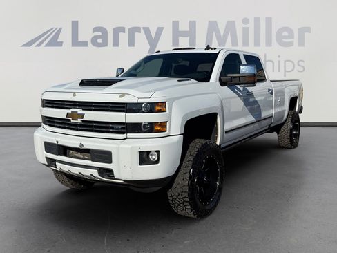 Used 2018 Chevrolet Silverado 3500 LTZ image 1