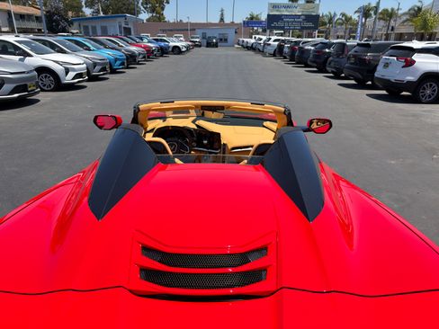 Used 2022 Chevrolet Corvette Stingray Premium Conv w/ Z51 Performance Package RWD image 52