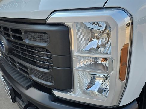 New 2026 Ford F350 XL w/ FX4 Off-Road Package image 24