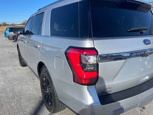 Used 2019 Ford Expedition Limited w/ Equipment Group 301A image 8