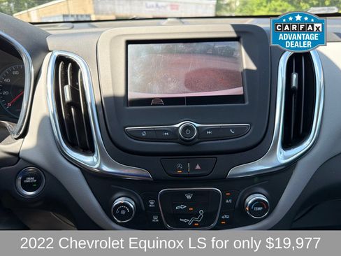 Used 2022 Chevrolet Equinox LS AWD/4WD image 16