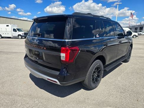 Used 2023 Ford Expedition Timberline AWD/4WD image 3