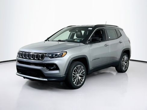 Used 2023 Jeep Compass Limited w/ Elite Group AWD/4WD image 1