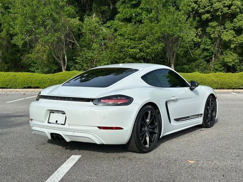 Certified 2021 Porsche 718 Cayman image 22