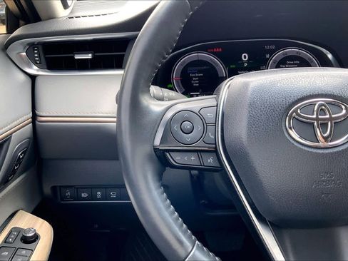 Used 2024 Toyota Venza Limited AWD/4WD image 24