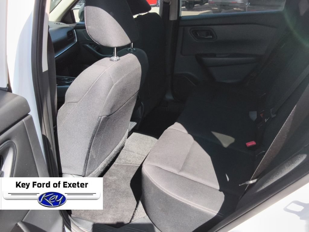 Used 2024 Nissan Rogue S AWD/4WD image 15