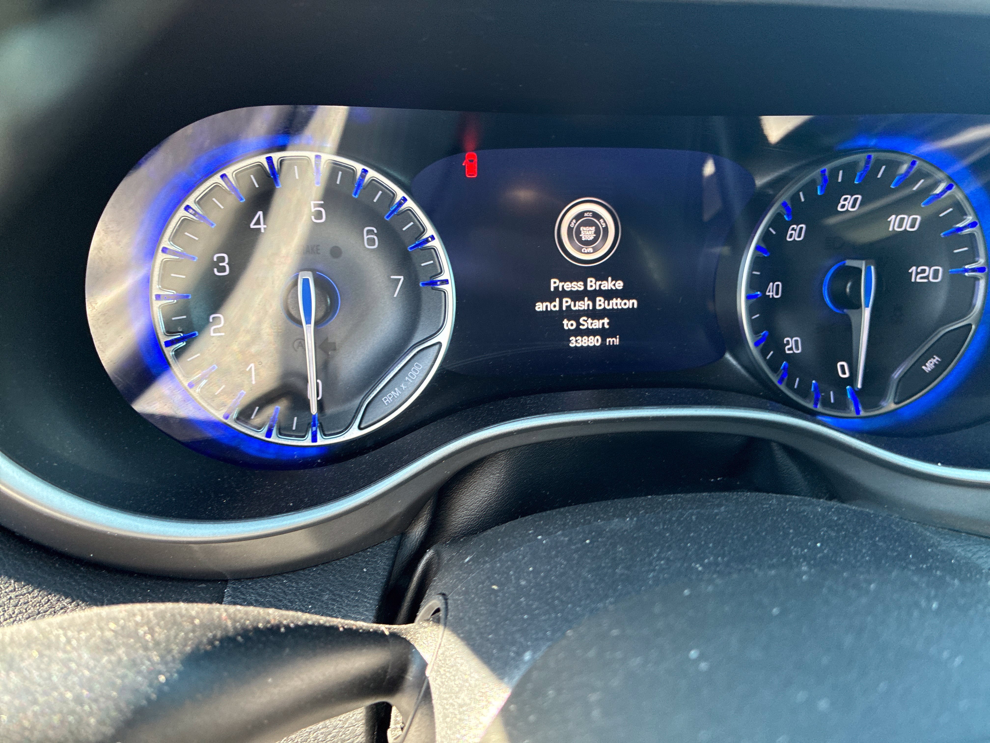 Used 2025 Chrysler Pacifica Select FWD image 14
