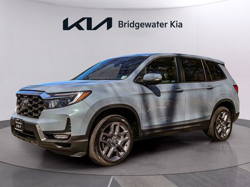 Used 2023 Honda Passport EX-L image 4