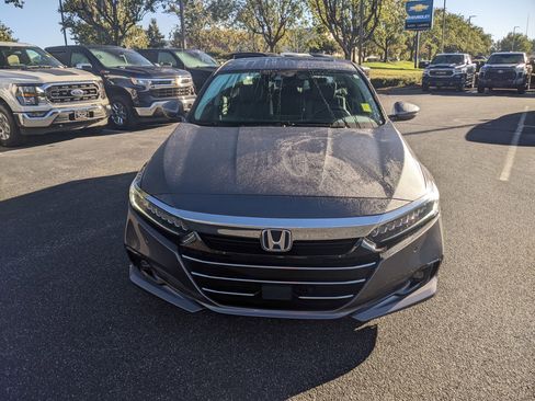Used 2021 Honda Accord EX-L image 3
