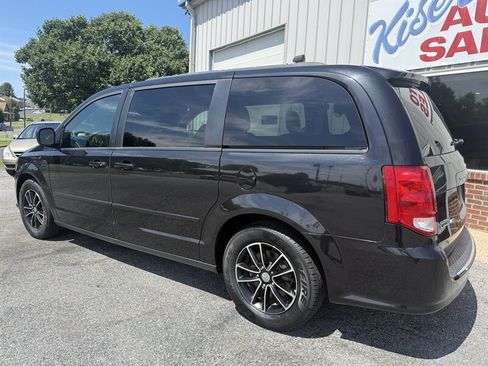 Used 2017 Dodge Grand Caravan GT FWD image 10