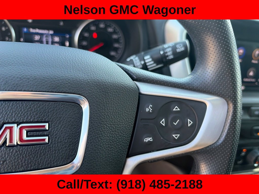 Used 2024 GMC Terrain SLE w/ Driver Convenience Package FWD image 30