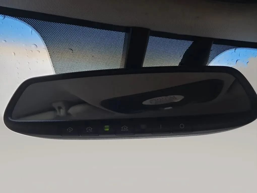Used 2018 Kia Sorento EX FWD image 36