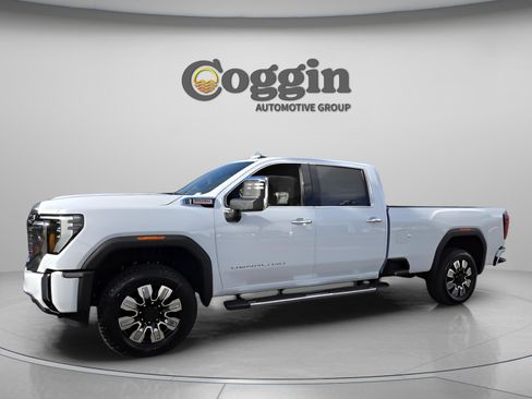 New 2026 GMC Sierra 3500 Denali image 4