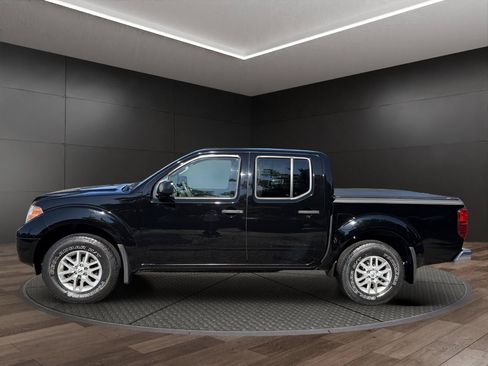 Used 2014 Nissan Frontier SV w/ SV Value Truck Package AWD/4WD image 4