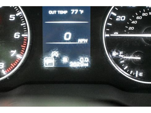 Used 2025 Subaru Outback Premium AWD/4WD image 23