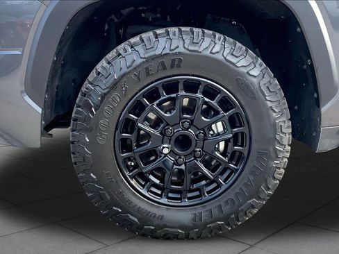 Used 2026 Toyota Tundra SR5 RWD image 11
