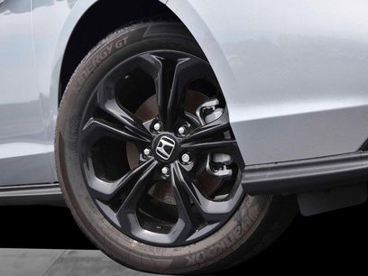 New 2025 Honda Accord SE