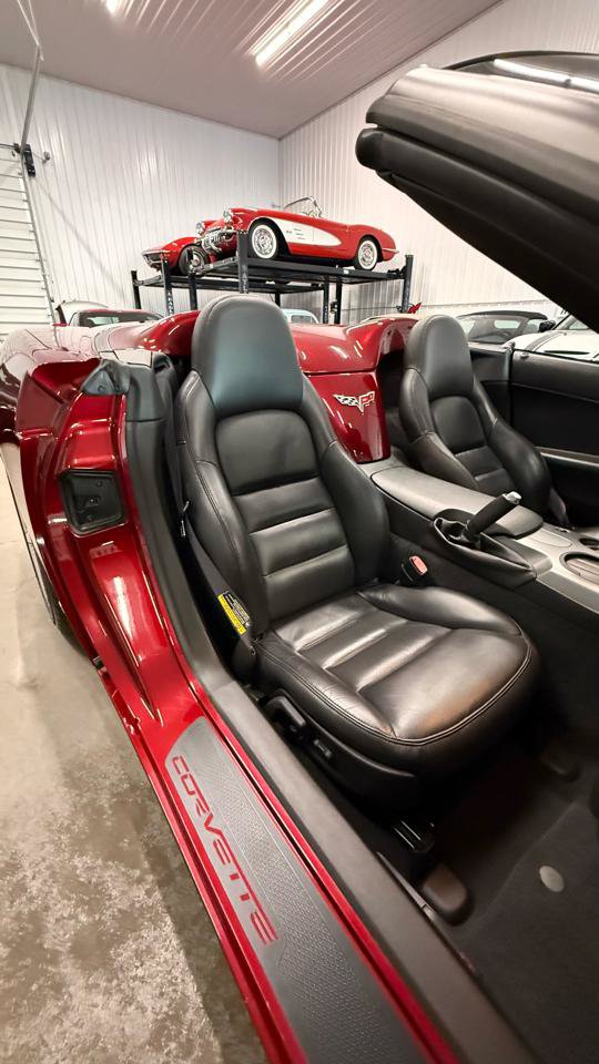 Used 2006 Chevrolet Corvette Convertible RWD image 26
