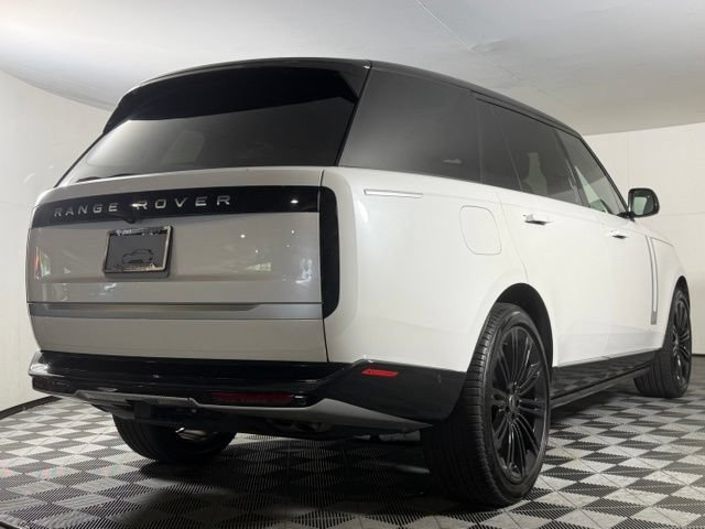 Used 2024 Land Rover Range Rover Long Wheelbase Autobiography AWD/4WD image 7