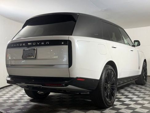 Used 2024 Land Rover Range Rover Long Wheelbase Autobiography AWD/4WD image 7