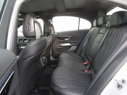 New 2026 Mercedes-Benz E 350 4MATIC Sedan image 15