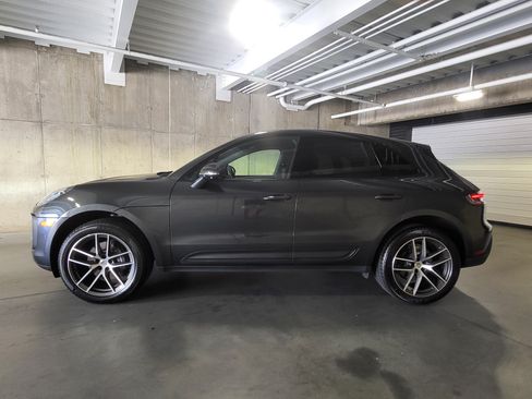 Certified 2026 Porsche Macan AWD/4WD image 2