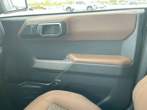 Used 2022 Ford Bronco Outer Banks AWD/4WD image 41