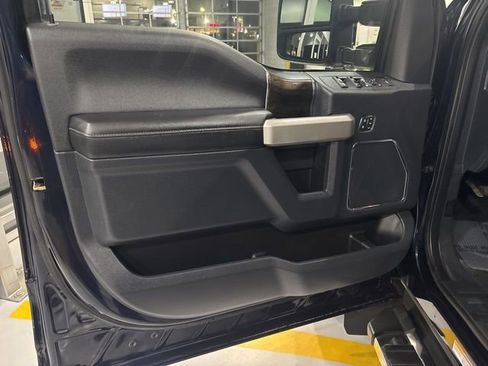 Used 2022 Ford F450 Lariat w/ Lariat Ultimate Package image 18