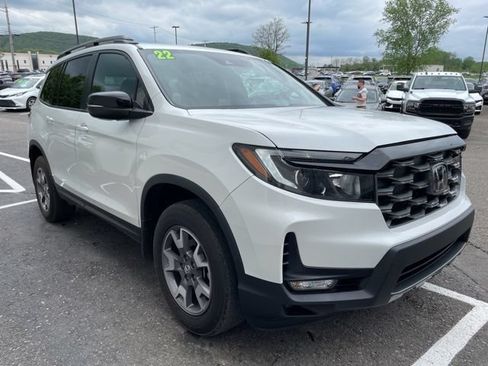 Used 2022 Honda Passport TrailSport image 6