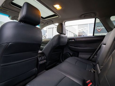 Used 2015 Subaru Outback 2.5i Limited image 30