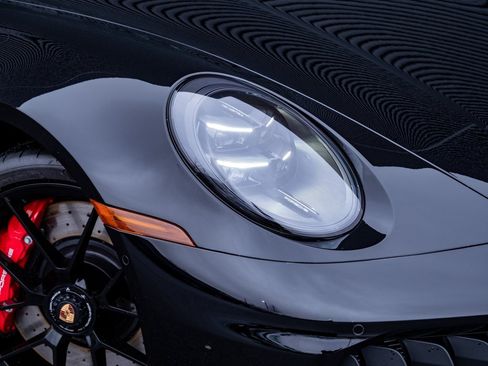 Certified 2025 Porsche 911 Targa 4 GTS image 30