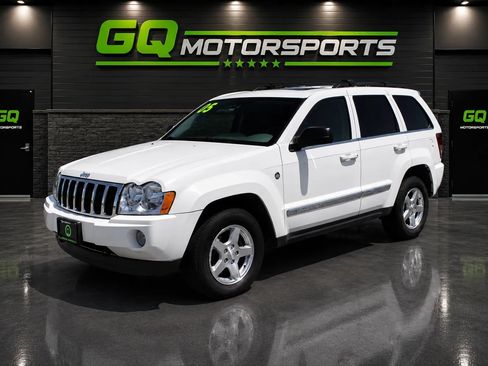Used 2005 Jeep Grand Cherokee Limited AWD/4WD image 3