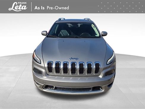 Used 2017 Jeep Cherokee Overland image 21