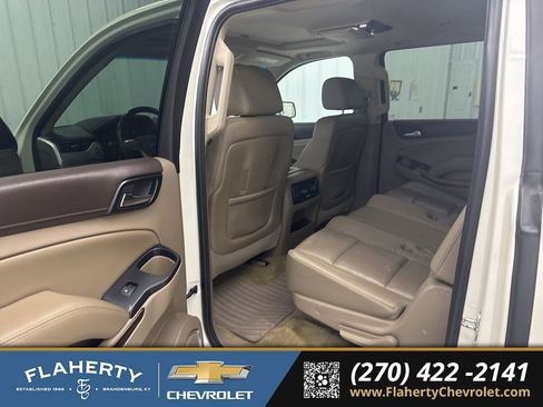 Used 2015 GMC Yukon XL SLT w/ Open Road Package image 11