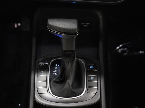 Certified 2026 Hyundai Kona SE image 18