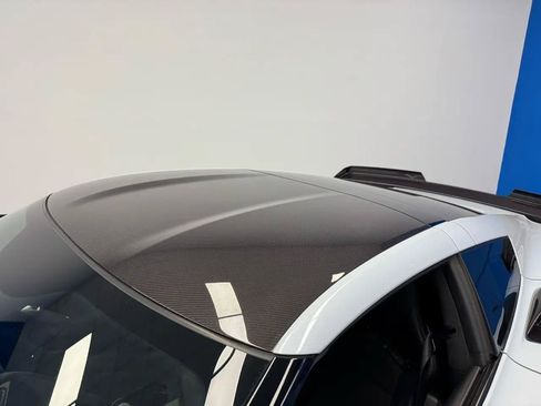Used 2018 Chevrolet Corvette Z06 w/ Carbon 65 Edition RWD image 14
