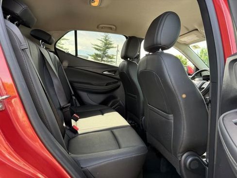 Used 2024 Buick Encore GX Sport Touring AWD/4WD image 11