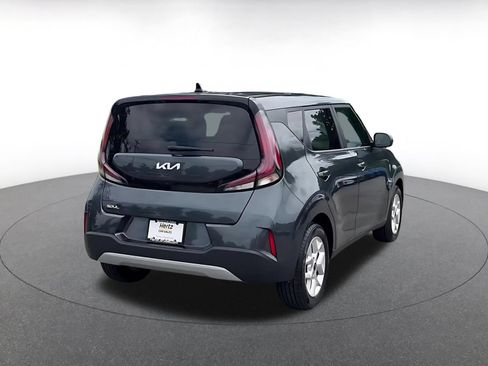Used 2025 Kia Soul LX w/ LX Technology Package FWD image 13